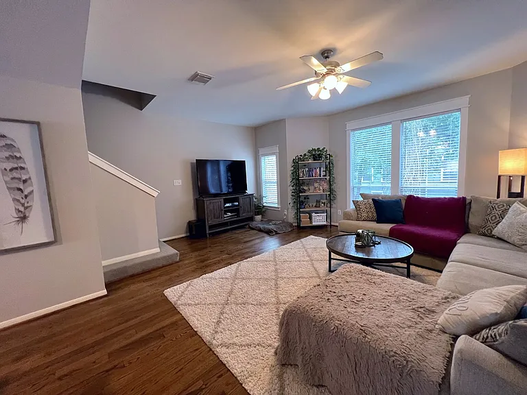 1728 Bevis St — Photo 10