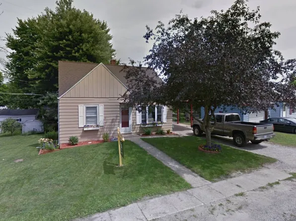 126 Wilson Dr, Saint Louis, MI 48880