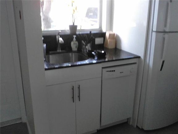 2nd image of 798 Crandon Blvd APT 26C
