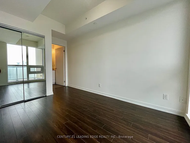 51 E Liberty St #2201 — Photo 6
