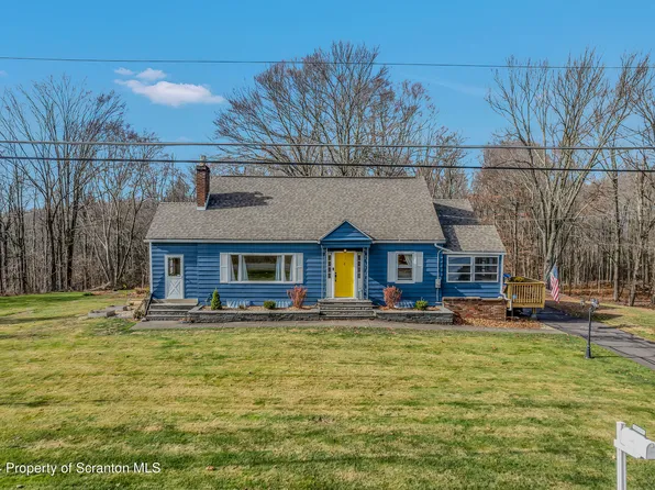 215 Maple Lake Rd, Spring Brook Township, PA 18444