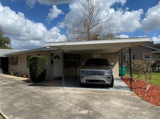 1019 E 1st Ave, Mount Dora, FL 32757
