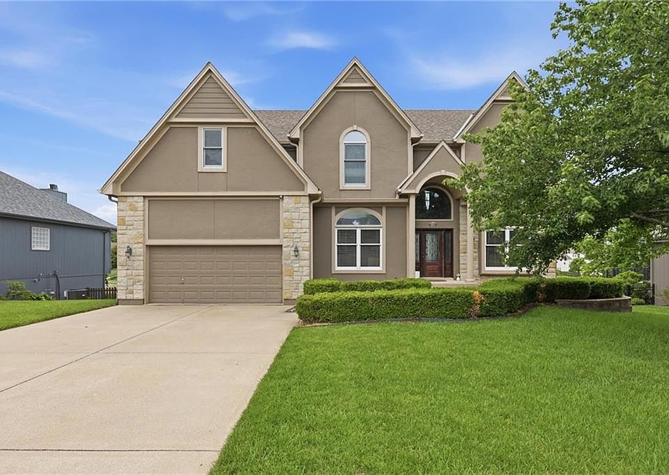 1st image of 2808 SW Arthur Dr