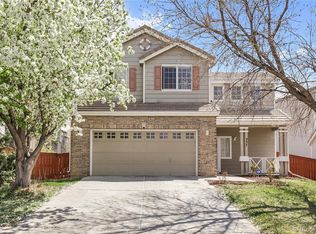 337 Ivory Cir, Aurora, CO 80011