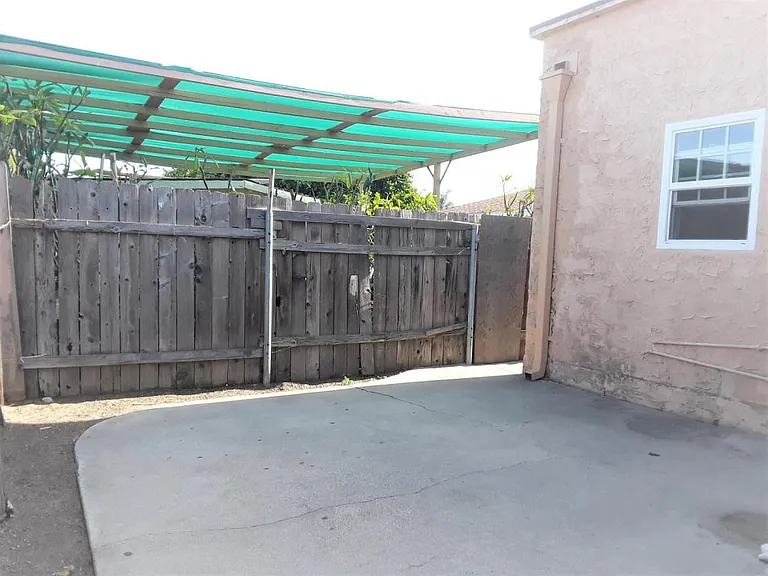 170 N Dalton Ave — Photo 14