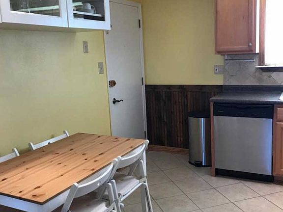 3rd image of 9418 Bay Colony Dr APT 3N