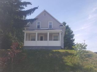 517 Houseman Ave NE, Grand Rapids, MI 49503