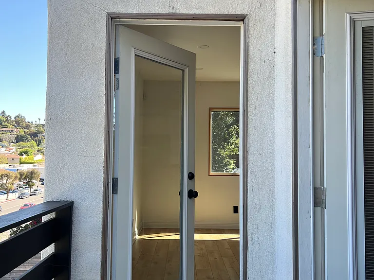 2495 Ivan Hill Ter #3 — Photo 11