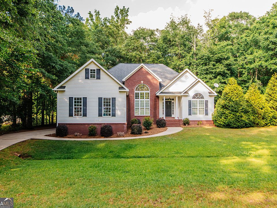 1st image of 104 Dogwood Point