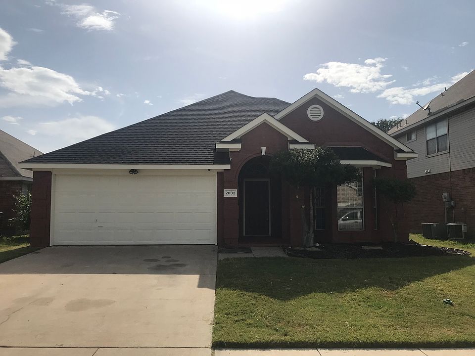 1st image of 2603 Wandering Oak Dr
