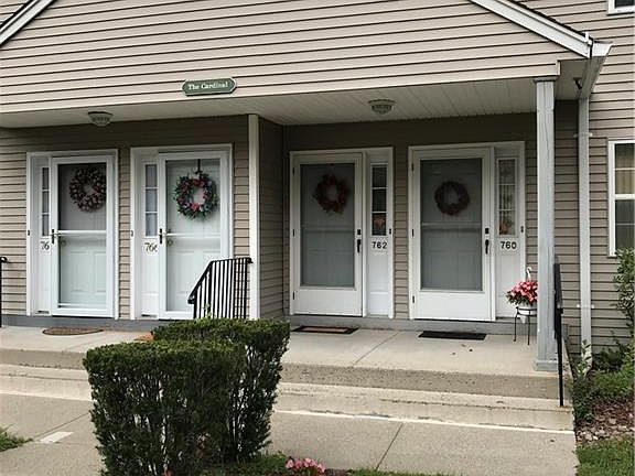 2nd image of 762 E Crooked Hill Rd #762