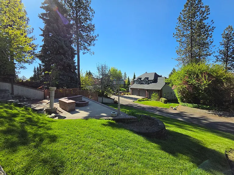 7706 E Woodview Dr — Photo 47
