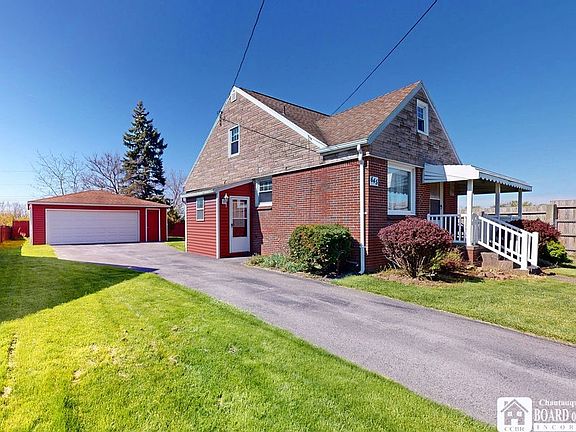4th image of 645 Mapleview Rd