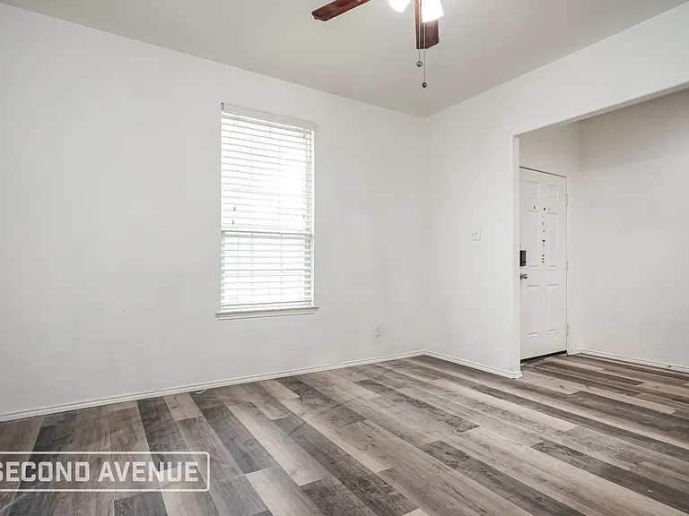 1420 Abby Creek Dr — Photo 7