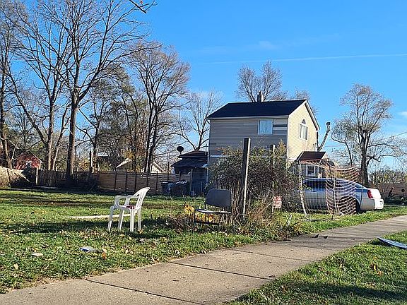 4th image of S Anderson Ave #422-498