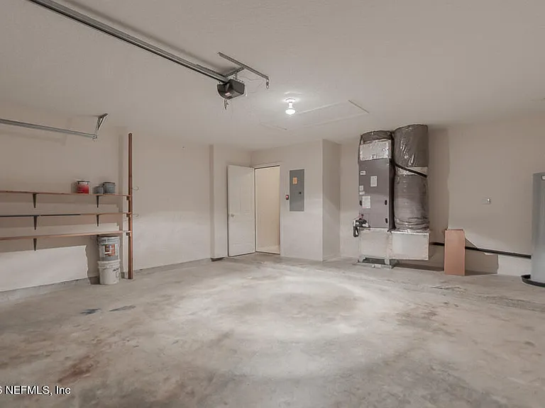 684 Sid Dr — Photo 38
