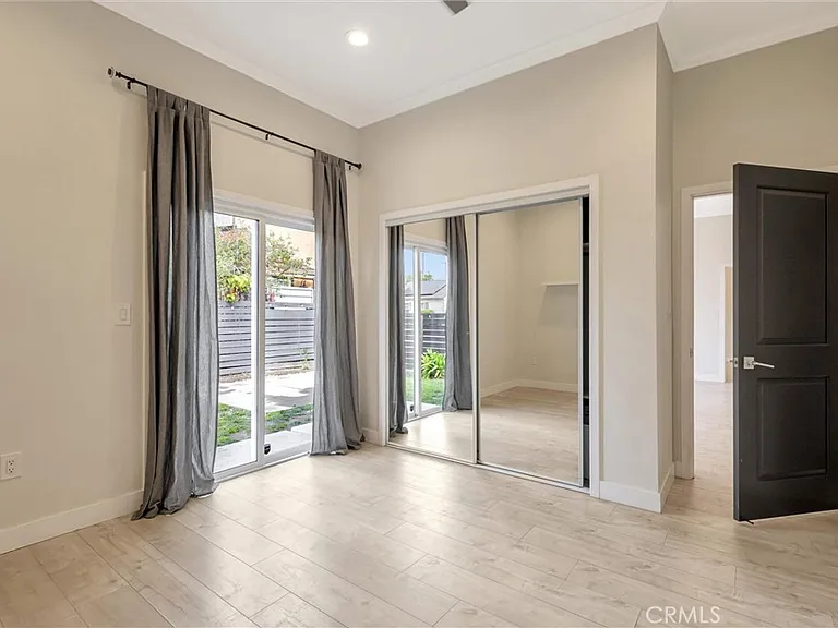 17227 Keswick St — Photo 24