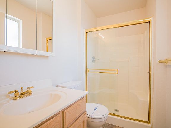 4th image of 3318 W Willow Ave