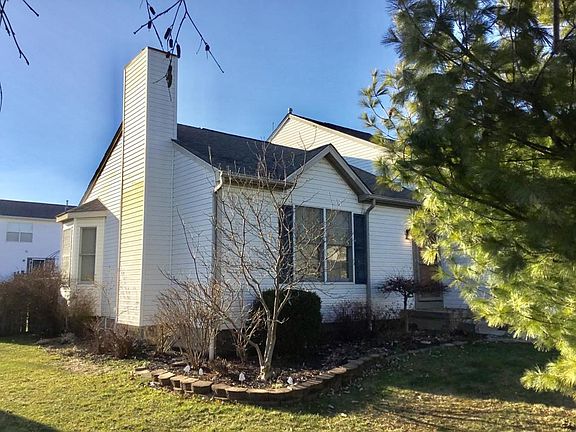 3rd image of 3193 Drake Ave