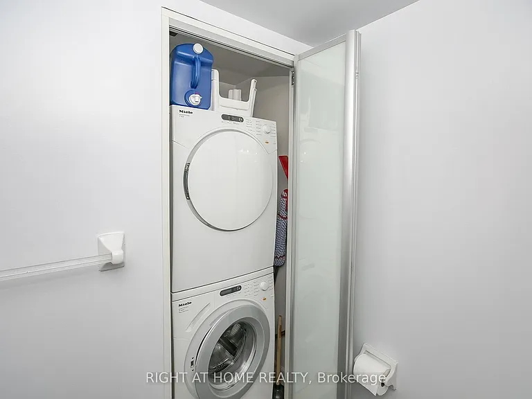 2119 Lake Shore Blvd W #217 — Photo 24