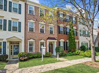 561 Helene St, Gaithersburg, MD 20878