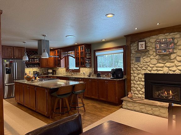 4th image of 8909 W Minch Dr