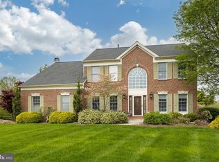 121 Bill Of Rights Ln, Downingtown, PA 19335