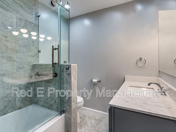 3rd image of 406 Sea Willow Dr