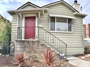 2517 56th Ave SW, Seattle, WA 98116