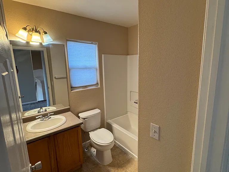 6603 Harvey Ln — Photo 21