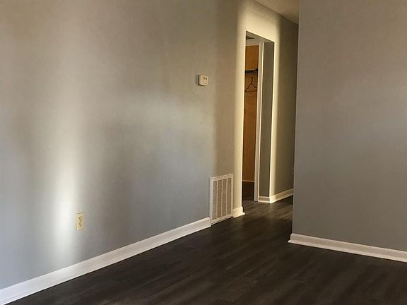 5th image of 3470 E 21st Ave