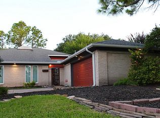 6107 Portal Dr, Houston, TX 77096