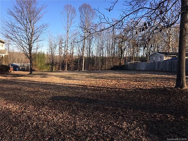 1st image of 455 Freedom Dr