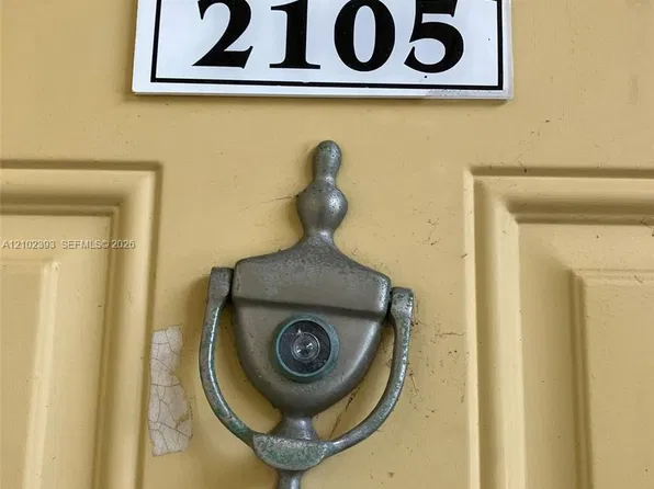 1263 SW 46th Ave APT 2105, Pompano Beach, FL 33069