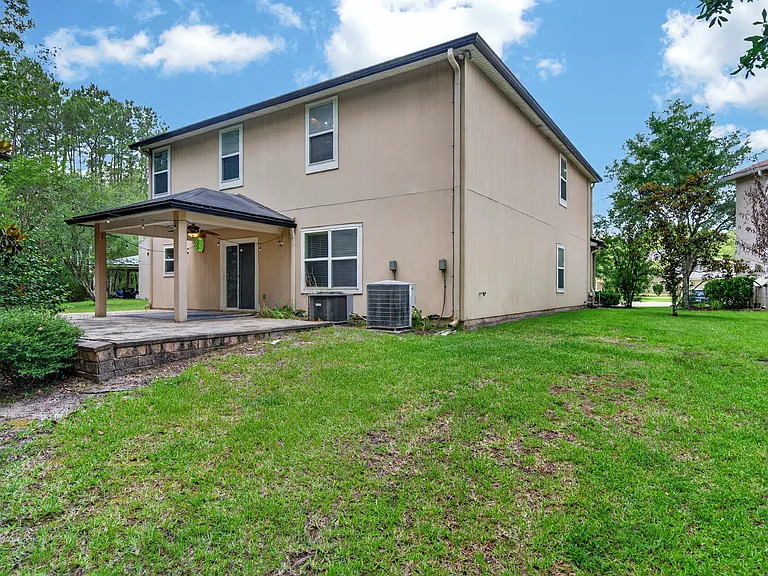 112 Kildrummy Ct — Photo 45