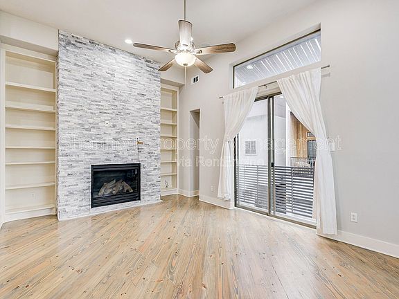5th image of 2004 Blodgett St #A