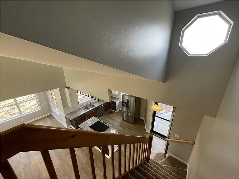 3492 Point View Cir — Photo 63