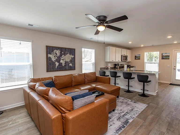 1800 Whispering Pine St SW — Photo 4