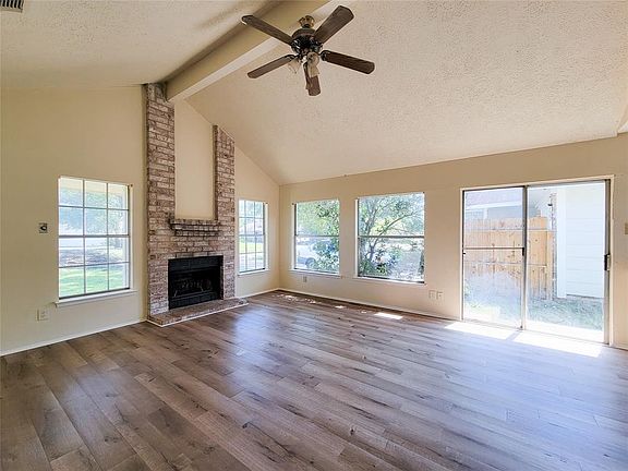 4th image of 18219 Westlock Street