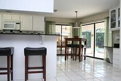 4th image of 1112 Bramblewood Dr