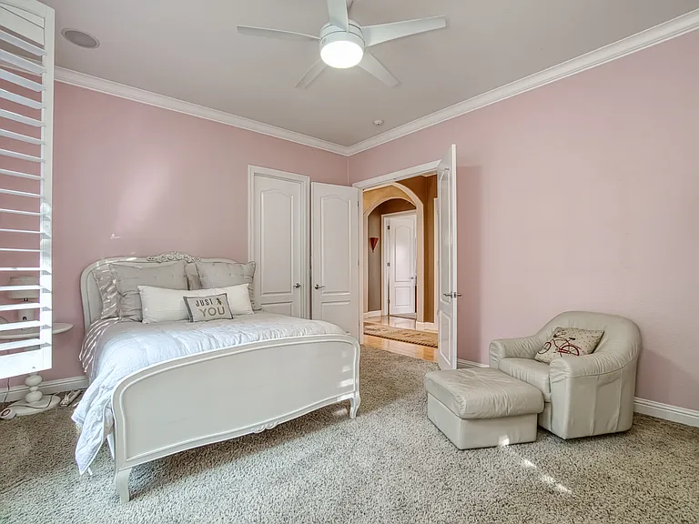 2703 Brush Creek Rd — Photo 47