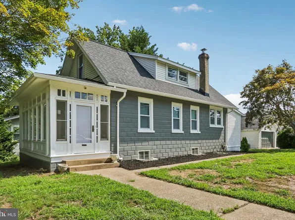 900 Lore Ave, Wilmington, DE 19809