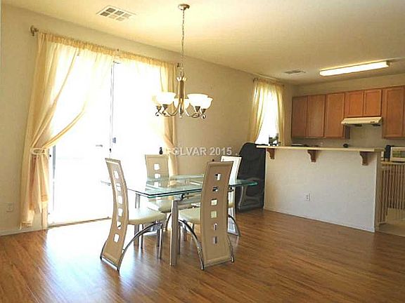 3rd image of 4879 Jubilee Diamond Ct