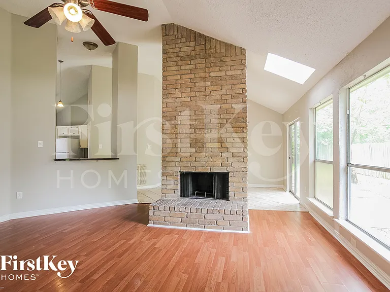 6426 New World Dr — Photo 4