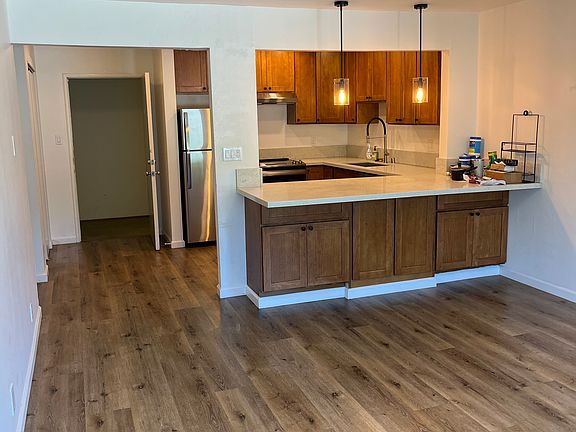 5th image of 1322 Shattuck Ave APT 204