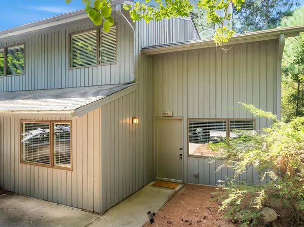 4311 Kaplan Dr, Raleigh, NC 27606