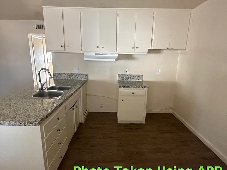 5110 Hunter Ave #10 — Photo 7