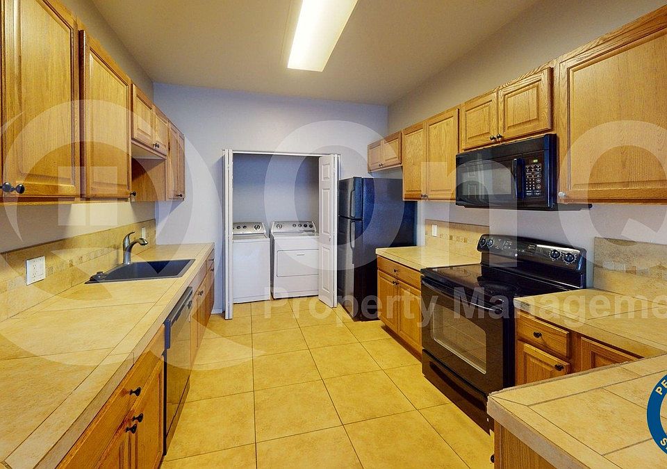 1st image of 2012 W Dozemary Ct