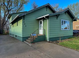 864 12th St SW, Huron, SD 57350