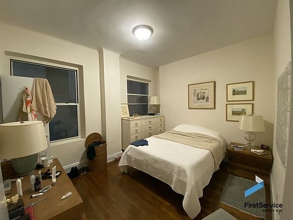 3rd image of 952 5th Ave #8E